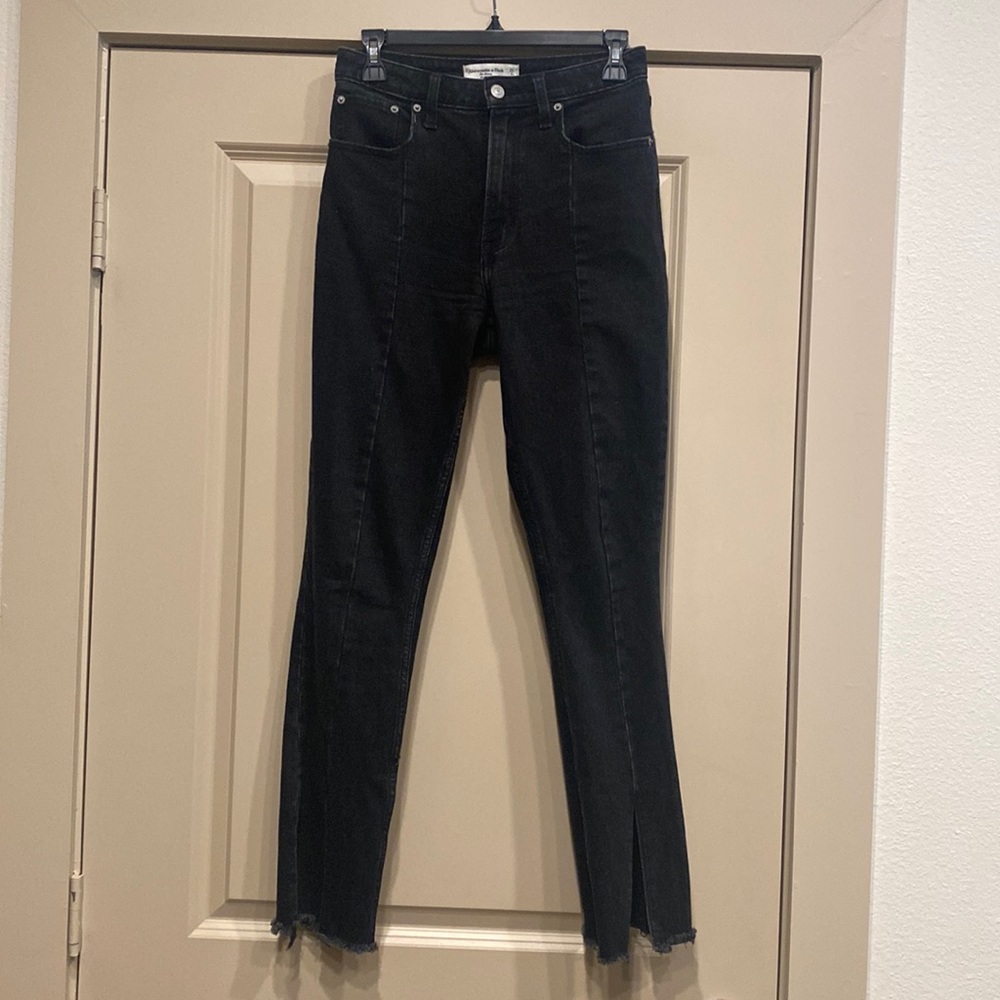 Abercrombie Curve Love Skinny High Rise with split hem